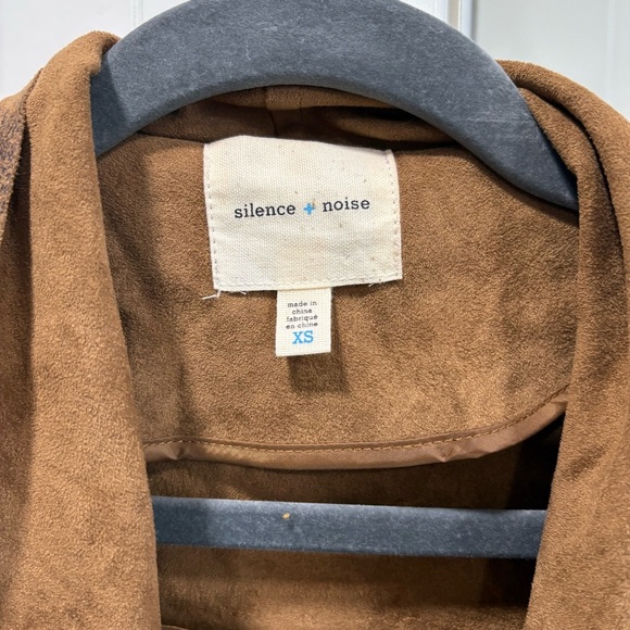 Urban Outfitters Silence + Noise Riley Vegan Leather Jacket - Picture 6 of 9